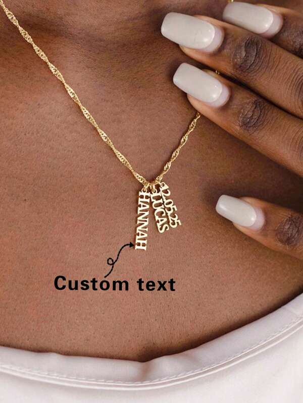 Collier personnalisé à la mode avec nom personnalisé, bijoux en acier inoxydable, lettre de nom en or simple et ajustable, accessoire de style généreux, cadeau pour la famille, les amis, vous-même, l'amant, l'anniversaire, le festival. Convient pour les bals, les tenues de mode, les déplacements, les mariages