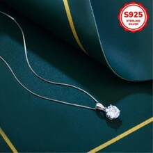 925纯银1件经典亮白色4爪圆形切割方晶锆石镶嵌吊坠精致项链优雅品质女锁骨链项链惊喜日常饰品礼物