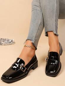 女士百搭方头休闲鞋，金属扣装饰，低跟，镜面材质，一脚蹬乐福鞋，粗跟小皮鞋，工作鞋，女式乐福鞋，玛丽珍鞋，透明高跟鞋，女式高跟鞋，女式穆勒鞋，办公鞋，女鞋，黑色中跟鞋，工作鞋，学院风，复古平底鞋，简约平底鞋，女士正装鞋，春秋平底鞋，女式一脚蹬鞋，黑色鞋，黑色高跟鞋，女鞋，粗跟鞋，厚底鞋 - 黑色 - 查看 3