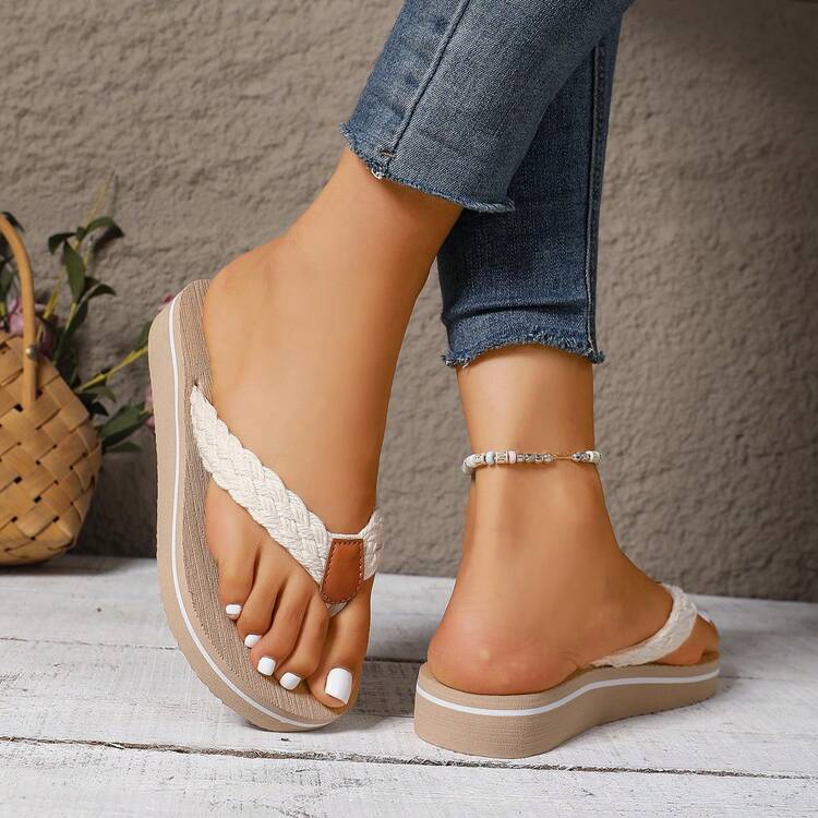 1 đôi dép xỏ ngón trắng tối giản, quai dép dệt giả da cá nhân hóa với điểm nhấn bằng da giả, phù hợp cho mùa hè, xuân và thu, cần thiết cho những dịp thư giãn và đi biển. - trắng - Xem 8