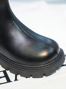 1 双时尚毛绒内衬儿童 PU 皮革高帮靴，防水防滑，冬季百搭