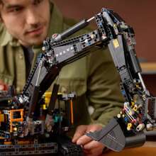 LEGO 乐高机械组沃尔沃 EC500 混合动力挖掘机 42215 - 42215 - 查看 3