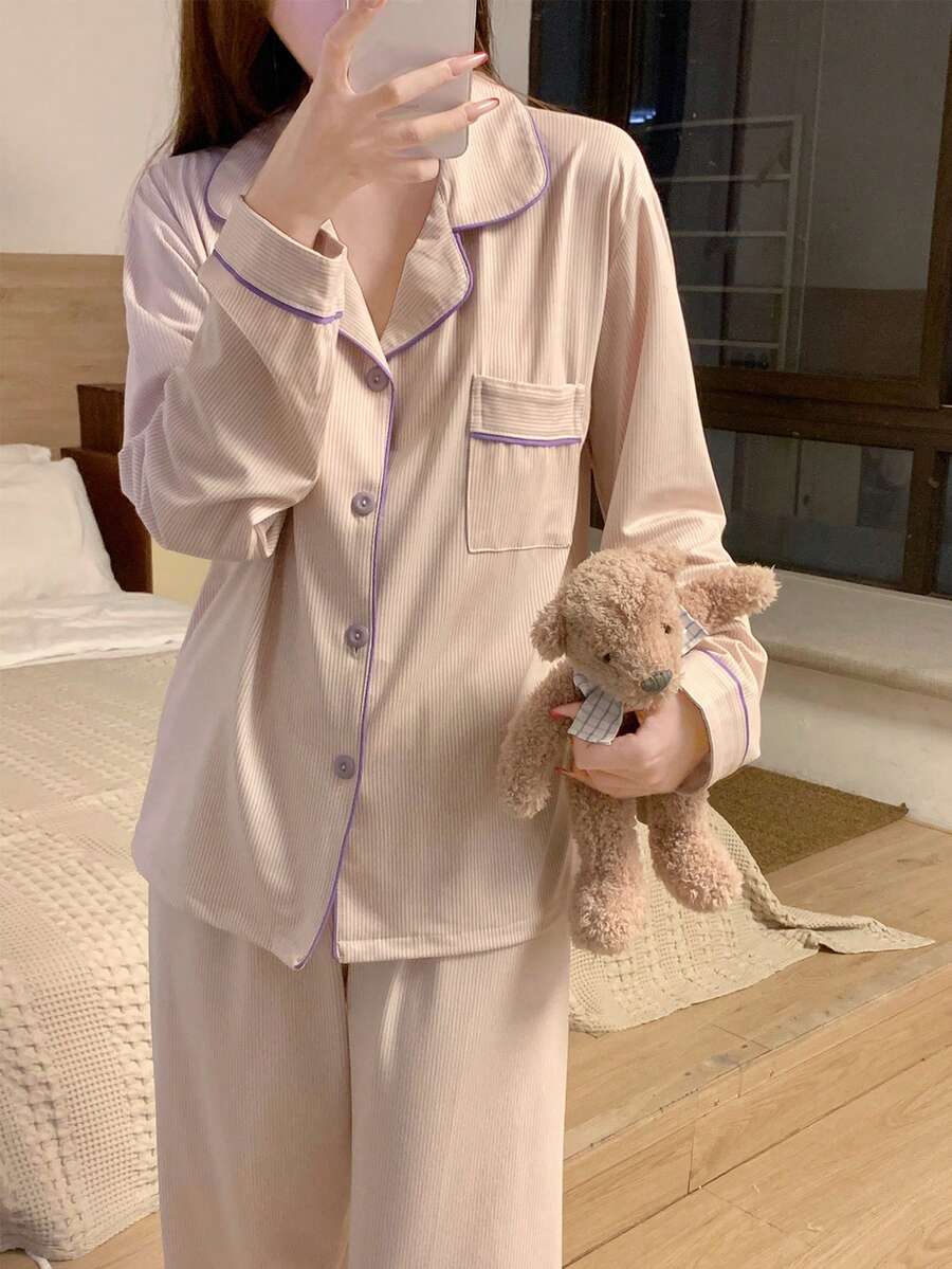 女士条纹睡衣套装（两件套），紫色和粉色，长袖纽扣上衣和宽松长裤，舒适居家睡衣，适合春秋季和秋冬季穿着。 - 粉色 - 查看 1