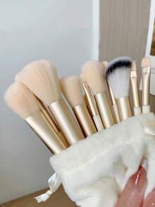 Zestaw 13 pędzli do makijażu, miękki, puszysty, profesjonalny, kosmetyczny, do podkładu, pudru, cieni do powiek, pędzel do blendowania, narzędzie do makijażu z torbą, prezent dla początkujących, losowy kolor, zestaw pędzli, zestaw pędzli do makijażu, zestaw pędzli do makijażu, kompletny zestaw do makijażu, zestaw pędzli do makijażu, kompletny zestaw do makijażu, zestaw pędzli, zestaw pędzli do makijażu, zestaw prezentowy do makijażu, zestaw