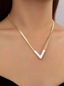 CVNANA 1 Stück stilvoller personalisierter V-förmiger Anhänger Halskette aus Edelstahl - eleganter, simpler Stil, Valentinstag Geschenk mit Alltagsschmuck und Party-Schmuck, ganzjährig raffinierte Metallhalskette für lässige Outfits, formeller Damenschmuck-Accessoire, raffinierter Stil