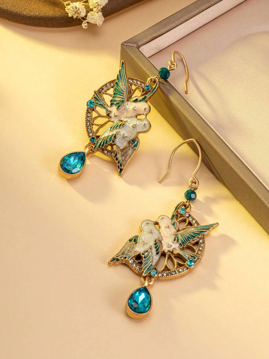 1 Pair Gold-Tone Rhinestone Studded Bird Shaped Earrings, Enamel Coated Vintage Bird Pattern Gemstone Earrings, Luxury Gold-Tone Crystal Bird Earrings - Multicolor - View 1