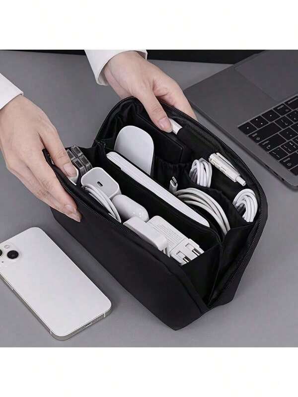 1 件套嵌套收纳袋、黑色数码收纳包、灰色数码收纳包、运动相机、摄影配件、USB 闪存盘、数据线、充电器、收纳整理袋、旅行便携包