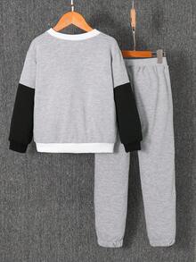 Set da 2 pezzi: felpa con stampa di lettere a maniche lunghe e pantaloni con tasche a righe, moda casual per bambini di 7-11 anni, adatto per attività all'aperto e sport scolastici