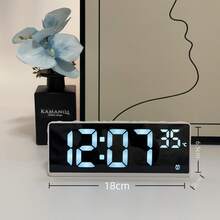 Multi-Function Smart Alarm Clock LED Accurately Displays Time, Date, And Indoor Temperature With Snooze Function For Gentle Wake-Ups. Features A Large, Clear Screen With Soft Night Light For Easy Viewing. Simple And Convenient Operation Makes It The Perfect Bedside Companion, Ensuring A Comfortable And Punctual Start To Your Day, Whether For Work Or Weekend Relaxation. - Màn hình trắng trống - Xem 7