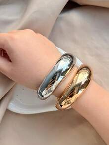 1 Piece Asymmetrical Geometric Bracelets With Gold And Silver Spring Clasp In Minimalist Style - IPL2551116 - View 2