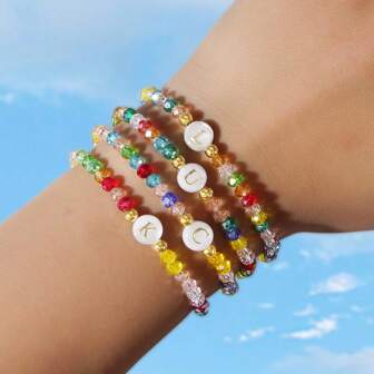 1 pièce Bracelet élastique de style bohème pour femmes avec coquillage blanc, lettres dorées et perles de cristal mixtes