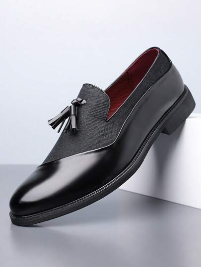 زوج من أحذية الرجال الرسمية ذات التصميم المرقع، بطراز إيطالي وبريطاني من جلد البولي يوريثان مزين بشرابات، مناسبة للارتداء في المكتب في جميع المواسم