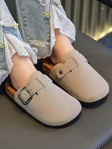 HAHABOBO 1 para jednokolorowych kapci dziecięcych, odpowiednich dla chłopców i dziewcząt, lekkich i uniwersalnych, można je nosić w pomieszczeniach, na zewnątrz i na plaży, odpowiednie na każdą porę roku, w tym lato i jesień - Morela - Zobacz 5