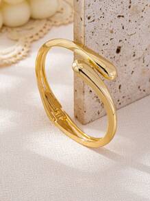 3pcs/1set Minimalist Fashion Gold Geometric Wave Asymmetrical Teardrop Bangle Bracelet Set, Suitable For Women, Thick Smooth Texture Heavy Metal And Zinc Alloy Material