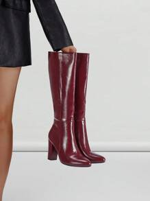 Women's Burgundy Retro Knee-High Boots With Chunky Heel, High-Reflective Leather Design For Fashion And Comfort, Suitable To Pair With Leather Jackets, Coats, Shorts For Dates, Outings, Holiday Gatherings