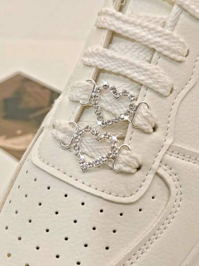 2 件套优雅合金镂空鞋饰，闪亮水钻和仿珍珠点缀，适用于靴子、运动鞋、休闲鞋、小白鞋，装饰礼品之选