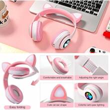 Bluetooth Headphones, Cute Ear Cat Ear LED Light Up Foldable Headphones Stereo Over Ear With Microphone/TF Card Wireless Headphone For IPhone/IPad/Smartphone/Laptop/PC/TV(P)