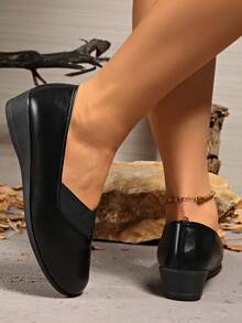 1 Pair Women's Comfortable Wedge Heel Flats, Versatile Simple Design Slip-On Round Toe Casual Shoes, Suitable For Spring & Autumn, Plus Size - Black - View 3