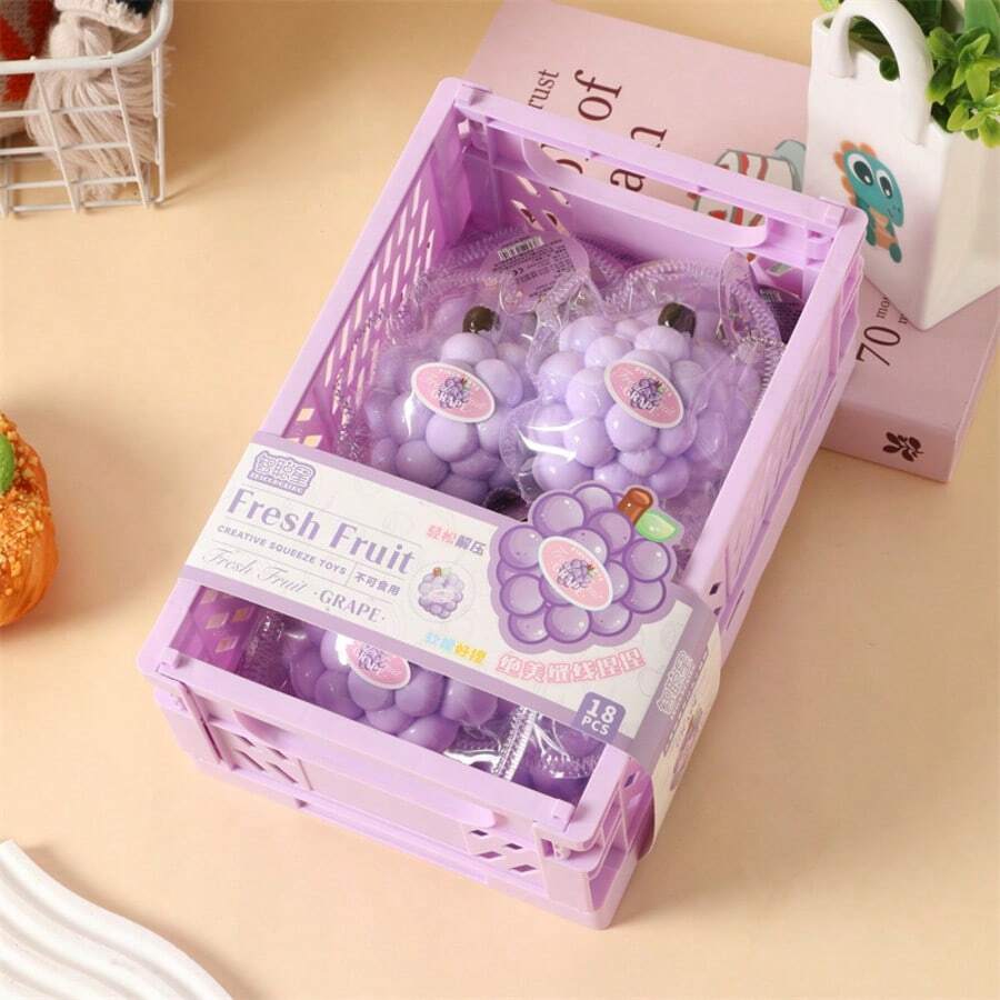 Novelty Realistic Grape Squeeze Stress Relief Toy, Squeezing Squishy Fruit Decoration Ornament, Suitable For Various Festivals