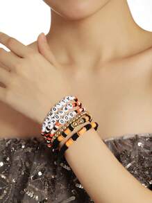 6 件手工万圣节主题字母串珠手链套装，适合女士，恐怖派对装饰，万圣节手链、串珠手链、字母手链、可叠戴手链、恐怖珠宝 - 彩色 - 查看 3