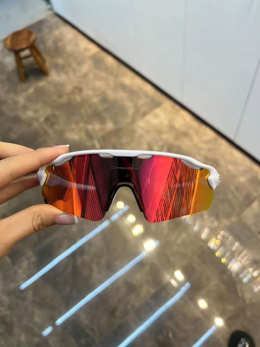 Unisex Sports Fashion Polarized Sunglasses With Lanyard, Suitable For Cycling, Running, - 紅白色 - 查看 1