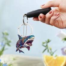 1 pièce Porte-clés, nouveau porte-clés personnalisé à la mode sous forme de pendentif, idéal pour les cadeaux et les petits présents pour les amis lors des festivals et des célébrations. Accessoire en alliage métallique léger et durable avec une forme personnalisable, parfait pour les clés de voiture, les sacs à main ou la décoration de bureau au quotidien. Cadeau élégant pour les femmes et les hommes, idéal pour les faveurs de fête ou les cadeaux d'entreprise, complète les sacs à main, les sacs à dos et les collections de clés. Artisanat de haute qualité et accessoire portable au quotidien. - Multicolore - Voir 4