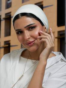 1 Khăn trùm đầu Hijab dành cho nữ, Khăn trùm đầu màu trơn cổ điển dùng ngay với 3 cách đội khác nhau, Khăn trùm đầu co giãn đa năng và tiện dụng, Vải Modal mềm mại và thoải mái, Thích hợp để mặc hàng ngày, chơi thể thao, tập yoga cho trang phục - trắng - Xem 4