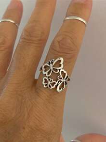 925 Silver Plated Vintage Style Triple Butterfly Ring, Antique Silver Tone Finish, Suitable For Women's Daily Jewelry For Back To School Season - Silver - View 1