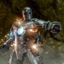 Hasbro 10. Jubiläumsserie 1:10 Maßstab Iron Man  Actionfiguren Sammlung - MK1 bis MK7, nicht leuchtend, 18cm Rüstung mit austauschbaren Händen & Flammeneffekten, Avengers Film Genauigkeit Sammler Edition