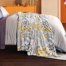 1pc Leaf Pattern Throw Blanket, Soft & Warm Plush Blanket For Home Decor, Living Room, Sofa, Nap, Lounge Chair, And Bedroom,Fall Decor,Autumn Decor,Room Decor - Multicolor - View 5