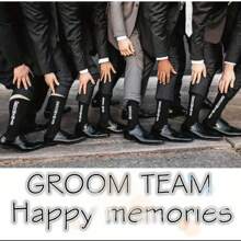 1 双男士时尚伴郎字母图案小腿袜，透气棉混纺舒适休闲男女通用袜子，适合男士户外穿着，四季皆宜。最佳伴郎婚礼袜 - 中筒长度，趣味求婚和订婚新奇袜子，适合伴郎和新郎，黑色带白色文字，涤纶针织面料，手洗或干洗，伴郎礼物 - 黑色 - 查看 3