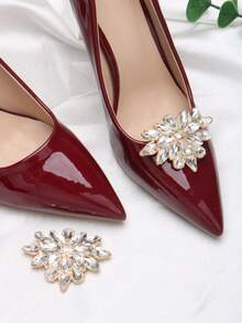 زوج واحد (2 قطعة) من الأحذية المزينة بالراين والزجاج والمعدن باللون الأبيض والذهبي بأشكال الزهور والمثلثات والنجوم قابلة للفصل، إكسسوارات أنيقة للأحذية للنساء ذات الكعب العالي والكعب المدبب والأحذية المكتبية - الذهبي - مشاهدة 5