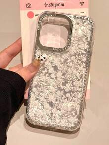 Full Screen White Flower Floral Glitter Glacier Pattern Phone Case Compatible With IPhone 16 15 14 13 Pro Max Creative Rhinestone Border Shockproof Anti Drop Protective Cover - White Florals - View 3