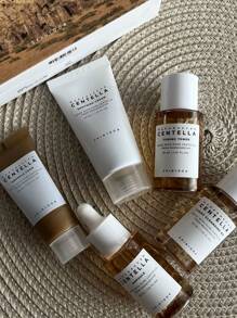 SKIN1004 马达加斯加积雪草旅行套装，轻盈乳液质地，舒缓霜，卸妆油，安瓶洁面泡沫，基础护肤盒，小巧便携，礼盒装，韩国化妆品，30毫升/1.01液盎司*4 + 20毫升/0.67液盎司 - Travel Kit. - 查看 2