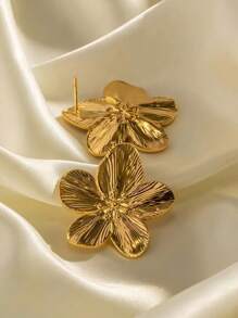 French Court Style Matte Retro Golden Flower Metal Earrings High-End Design Earrings