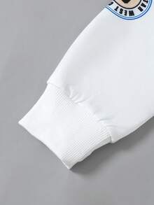 2 piezas Conjunto de sudadera de cuello redondo de manga larga informal y pantalones de mezclilla para niños pequeños, con estampado de letras y animales, adecuado para ocio al aire libre, otoño/invierno