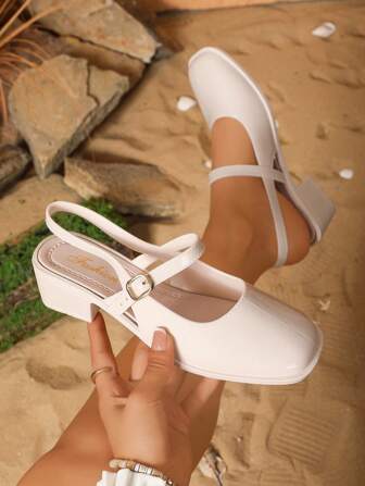 2025 Women's Hollow Sandals, Summer Casual Crystal Shoes, Beach Roman Jelly Shoes Suitable For Beach Activities. Flat Mule Elegant Knot Design Single Mesh Metal Buckle Date High-End Fashion Solid Color Sandals, Highlight Solid Color Sandals Shoes