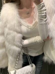 女士秋季蕾丝边饰V领修身衬衫，百搭优雅上衣，适合叠穿，蕾丝拼接刺绣，适合晚宴约会，白色春季款 - 白色 - 查看 2