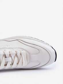 Modne i uniwersalne trampki męskie na co dzień - Biały - Zobacz 5