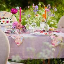 Floral Afternoon Tea Party Decorations For 16 Guests Disposable Tableware Set Pretty Paper Plates Napkins Teacups Bunting For Birthday Mother's Day  Shower Made By Talking Tables-0166 - 漿果(基於花卉上下文預測) - 查看 5