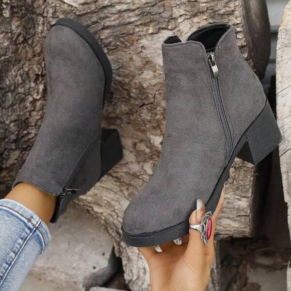 Botas de tobillo elegantes con puntera redonda, tacón grueso y cremallera lateral para mujer. Botas de vestir de tacón alto de gamuza de moda.
