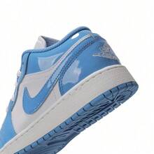 Nike Giày thể thao Air Boy's Nhẹ, Đệm gót chân đàn hồi, Đế ngoài bằng cao su bền bỉ, Linh hoạt, Phù hợp sử dụng hàng ngày, Chất liệu cao cấp, Có Jumpman FZ3929-114 - Trắng/Vàng-Đỏ tía - Xem 5