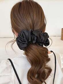 2个/1个 女士15.3厘米/6.02英寸丝滑缎面黑白超大号发圈，时尚百搭高端优雅简约纯色发绳，适合日常、休闲、派对、通勤、海滩等场合，可打造马尾辫、发髻等发型，也可用于洗脸、化妆等场合，是服装搭配、发饰、发圈、发绳、运动、居家美容、女性配饰、家居、健身、女性配饰、头部配饰、弹力发带、橡皮筋发圈等。 - 彩色 - 查看 2