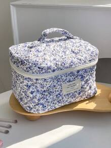 1 pieza Bolsa acolchada de gran capacidad con estampado floral azul de uso múltiple, bolsa de maquillaje de moda y casual con cremallera portátil, esencial para viajes, almacenamiento de papelería, vacaciones, cosméticos, productos de belleza, decoración del hogar, para mamá, mujeres, enfermeras, estudiantes, niñas escolares, llaves, regalos festivos