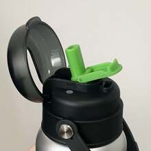 1 pezzo Bottiglia d'acqua isolata in acciaio inossidabile con manico in silicone con stampa 3D carina, grande capacità