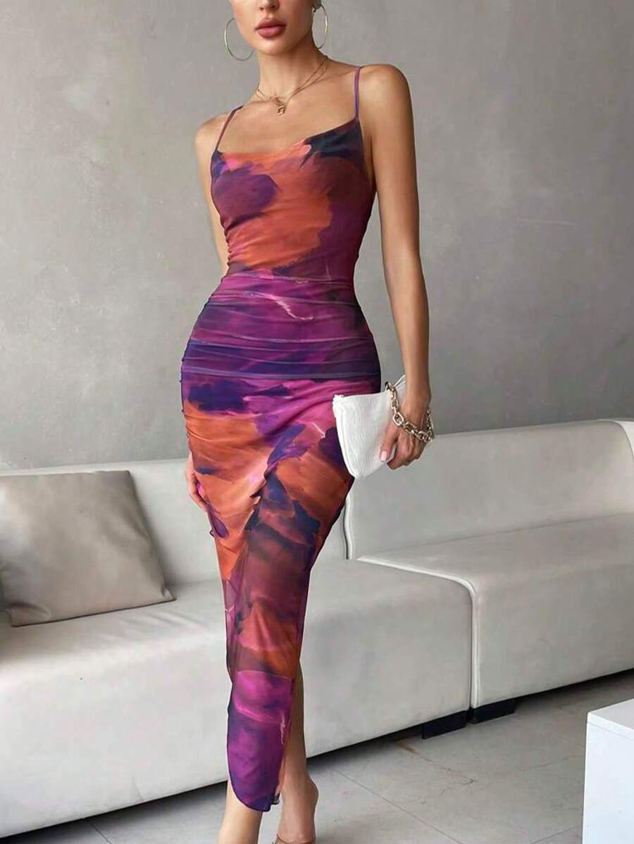Vestido de noche de mujer, vestido con estampado tie dye de nudos, escote pronunciado, tirantes finos, dobladillo asimétrico, diseño sin espalda - Multicolor - Ver 1