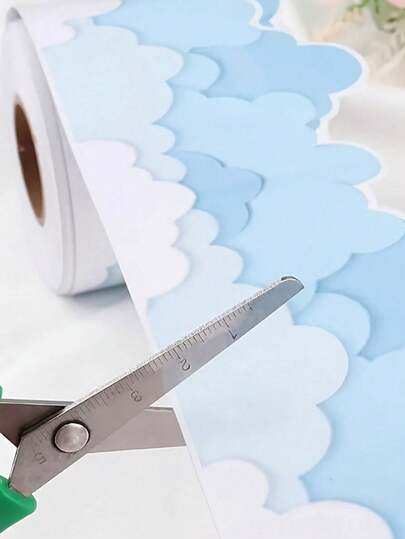 1 卷 10 米公告板边框贴纸，浅蓝色云朵，适用于装饰教室黑板、公告板边框、书桌、办公室和手工艺品学校用品，返校