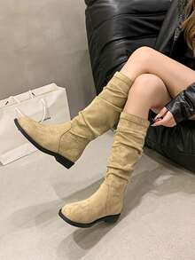 Botas de Bico Quadrado para Mulheres, Botas de Cano Alto Estilo Britânico, Botas de Primavera/Outono, Botas Versáteis de Moda Estilo Ocidental para Mulheres de Baixa Estatura, Botas Plissadas Acima do Joelho para Senhoras