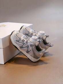 1 par de zapatillas de moda con diseño de botón giratorio de malla de PU y suela blanda, adecuadas para primavera y otoño - Plateado - Ver 6