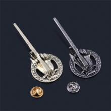 1pc Vintage Hand Of The King Metal Brooch Pin Badge Retro Punk Style Movie And Clothing Accessories